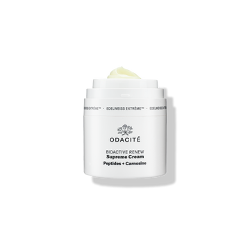 Odacité Edelweiss Extrême® Skin Barrier Set includes skincare products designed to hydrate and support the skin barrier.